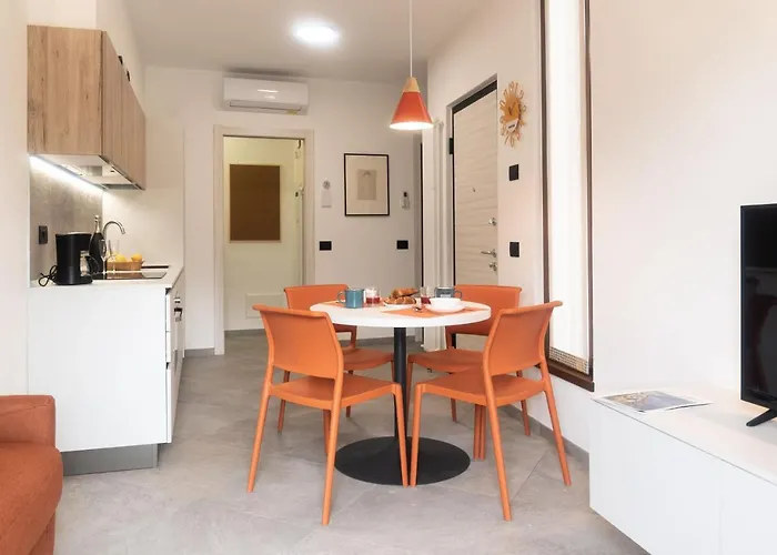 Corte Masnate "Arancio" - Lenno By Lovecomo